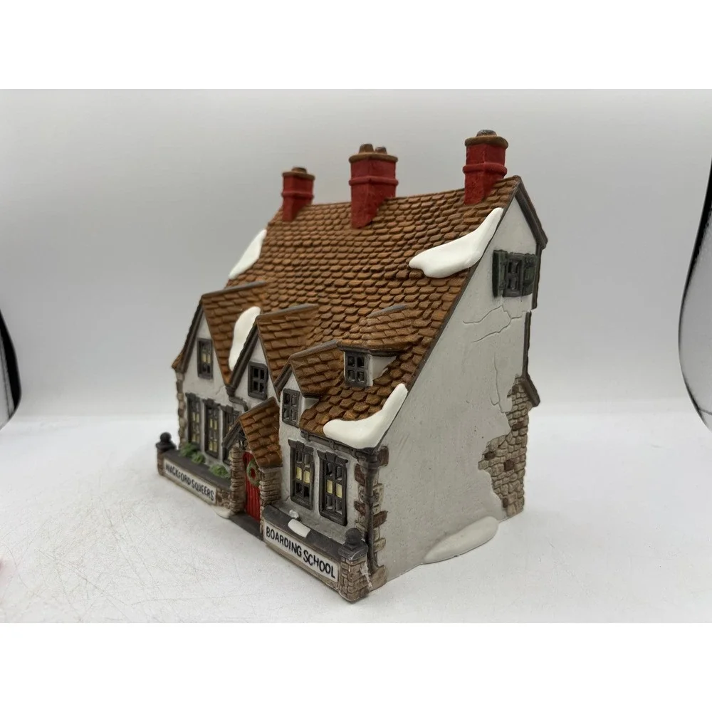 Dept 56 1988 HVC DVS Nicholas Nickleby Wackford Squeers Boarding School 5925-0
